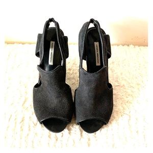 KATHRYN AMBERLEIGH  Sandals